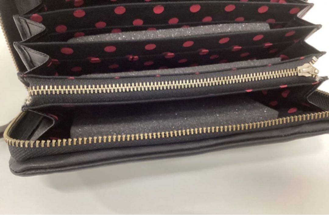 まどかマギカ べべ 逃走中 本革財布 未使用