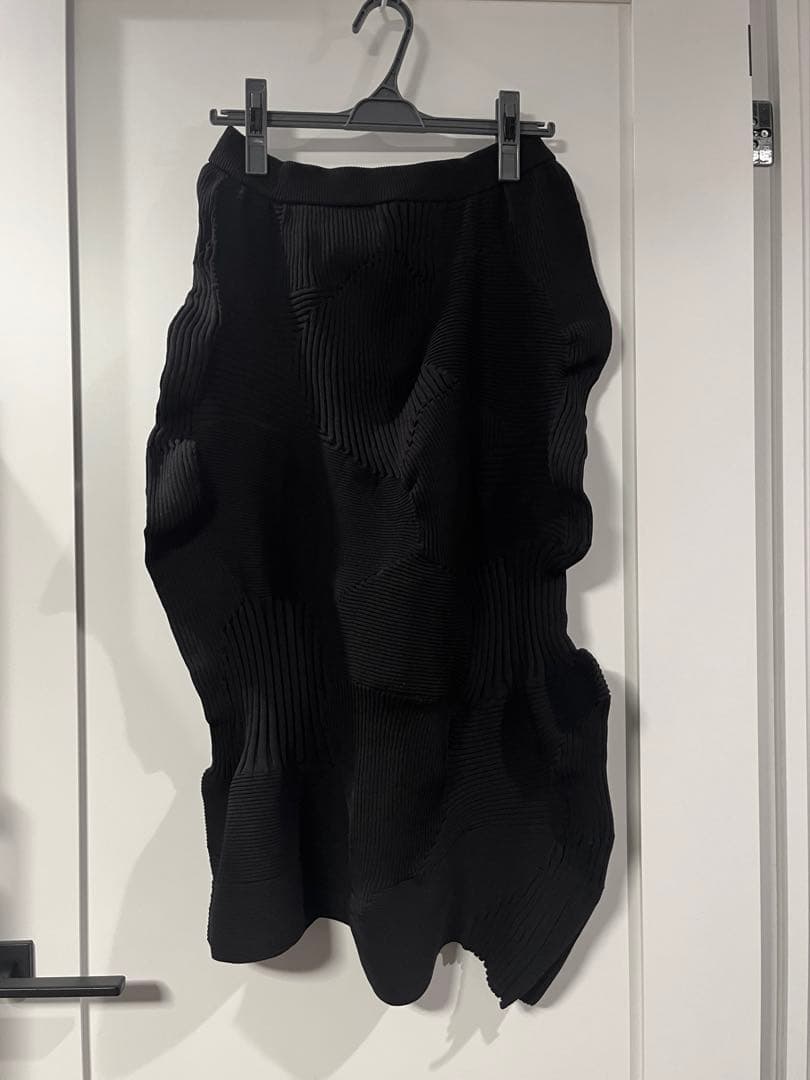 ISSEY MIYAKE ブラック ニット スカート