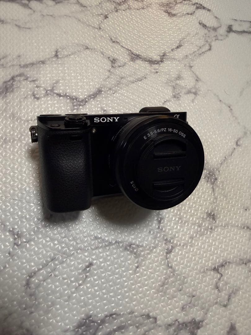 SONY α6000 ダブルズームレンズキット（ILCE-6000Y B）