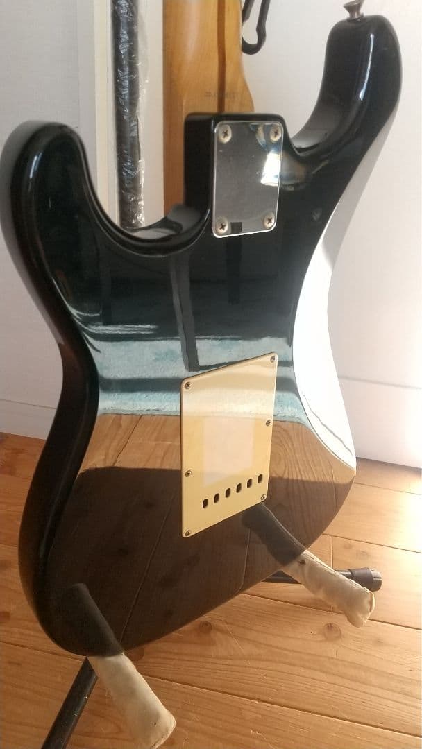 Fender　Japan　Oシリアルストラトキャスター