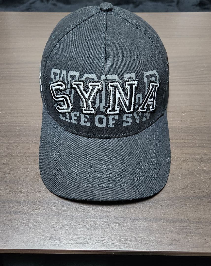 syna world STAR CAP BLACK キャップ