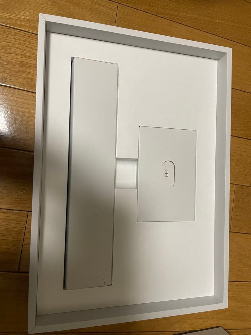 Surface Laptop Studio プラチナ 9WI-00018