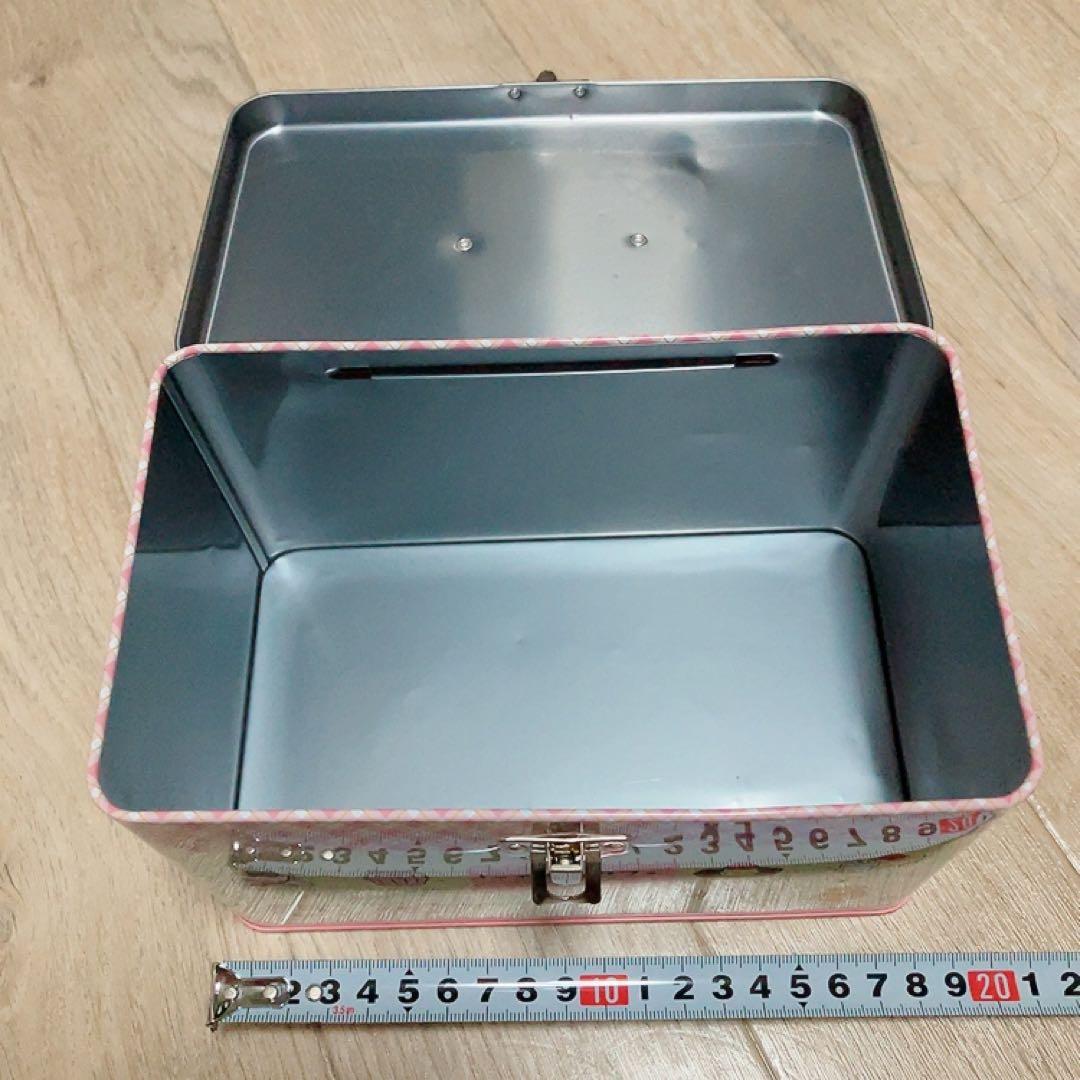 San-X サンエックス　にゃんにゃんにゃんこ　ケース