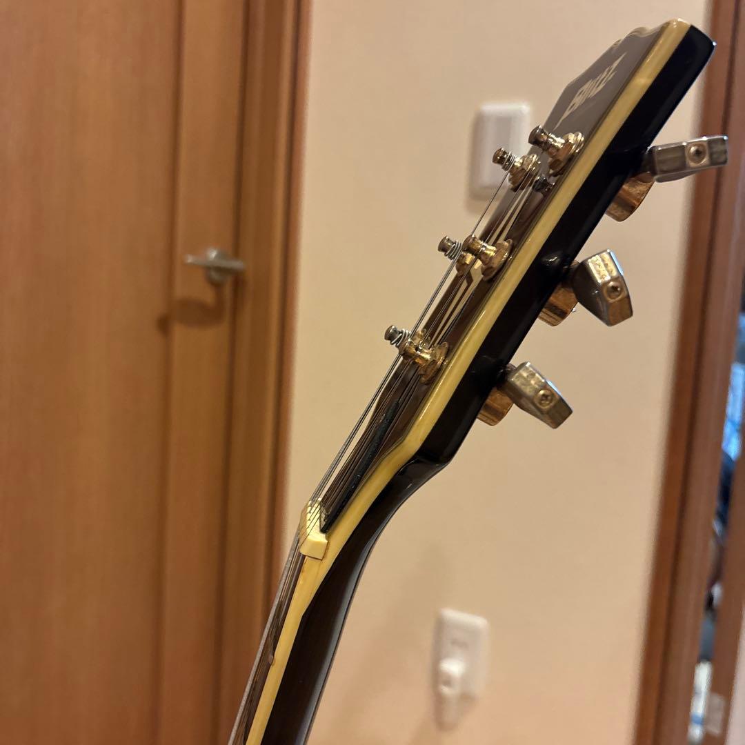 希少“ぼっちざろっく” BLITZ Les Paul タイプのゴールドパーツ仕様