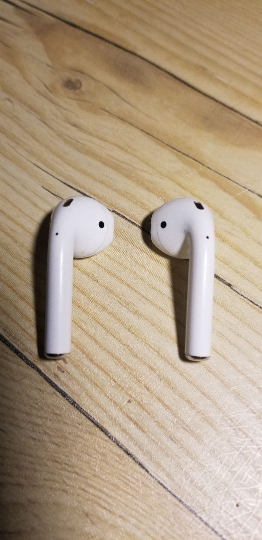 イヤホン Airpods 1 (1523vs1522)