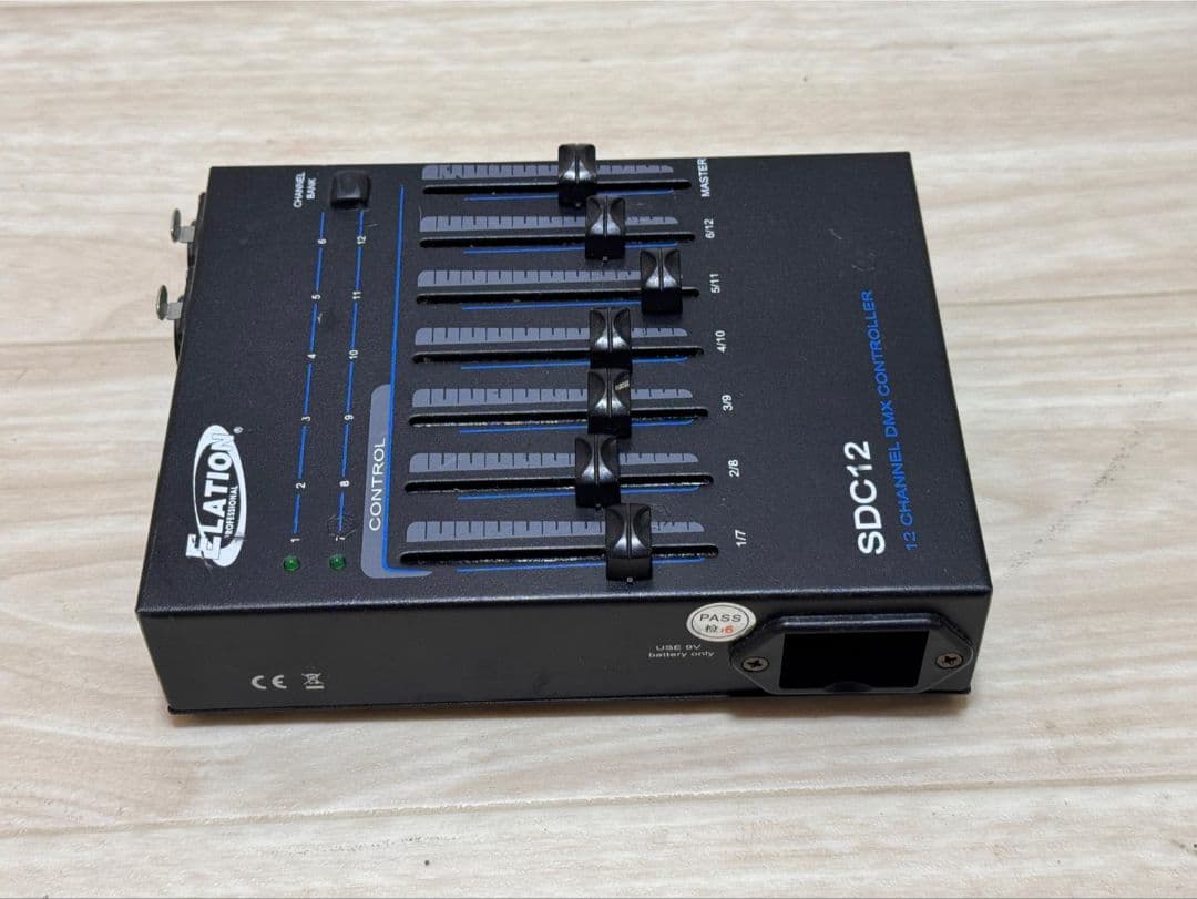 Elation SDC12 12チャンネルDMXコントローラー
