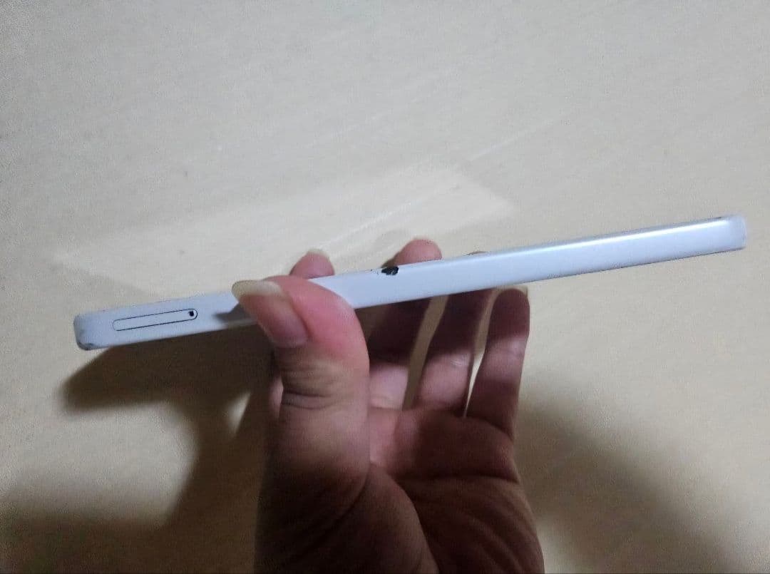 携帯電話本体 libero 5g iv ZTE A302ZT 4GBRAM 128GBROM