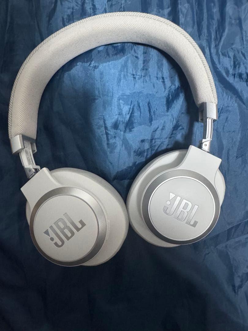 JBL LIVE 770 NC ホワイト