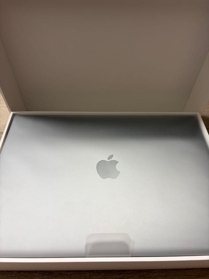 【13インチ MacBook Air M1（2020） 8GB / 512GB】