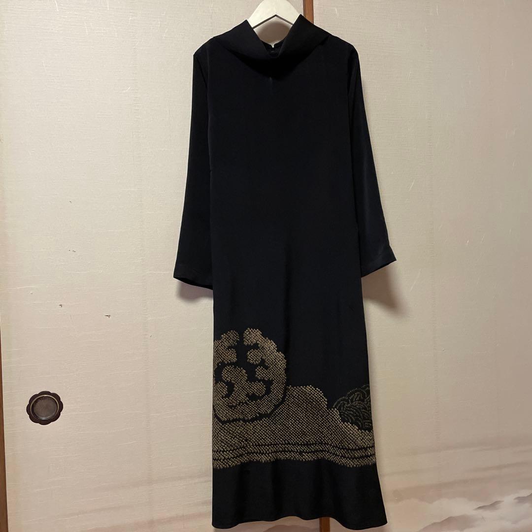 正絹黒絞り入りワンピース