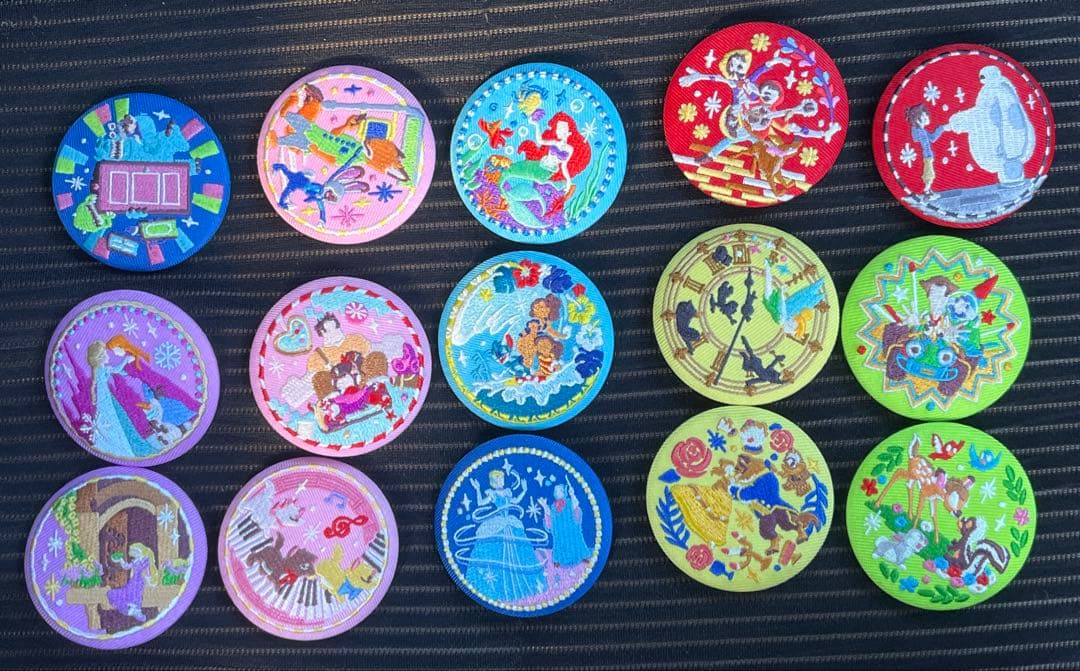 Disney Characters 刺繍缶バッジ2 コンプリート15個　⑤