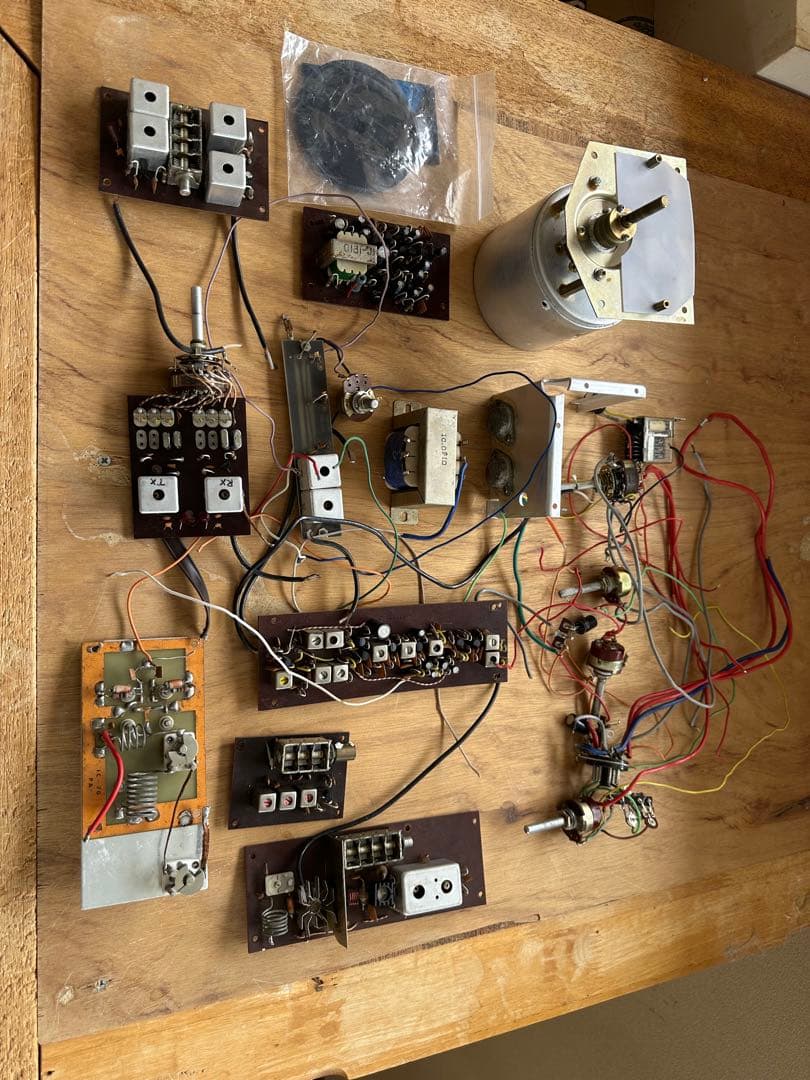 ジャンク　ICOM 井上電機　50MHz IC-71 予備基板付き