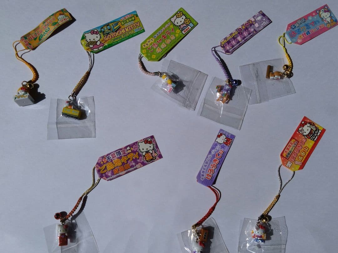 合馬公式アカウント1 激レア　ハローキティ根付　まとめ売り　141個