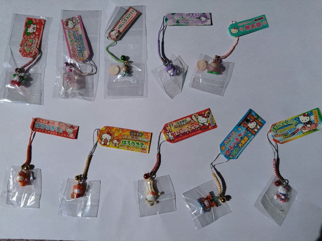 合馬公式アカウント1 激レア　ハローキティ根付　まとめ売り　141個