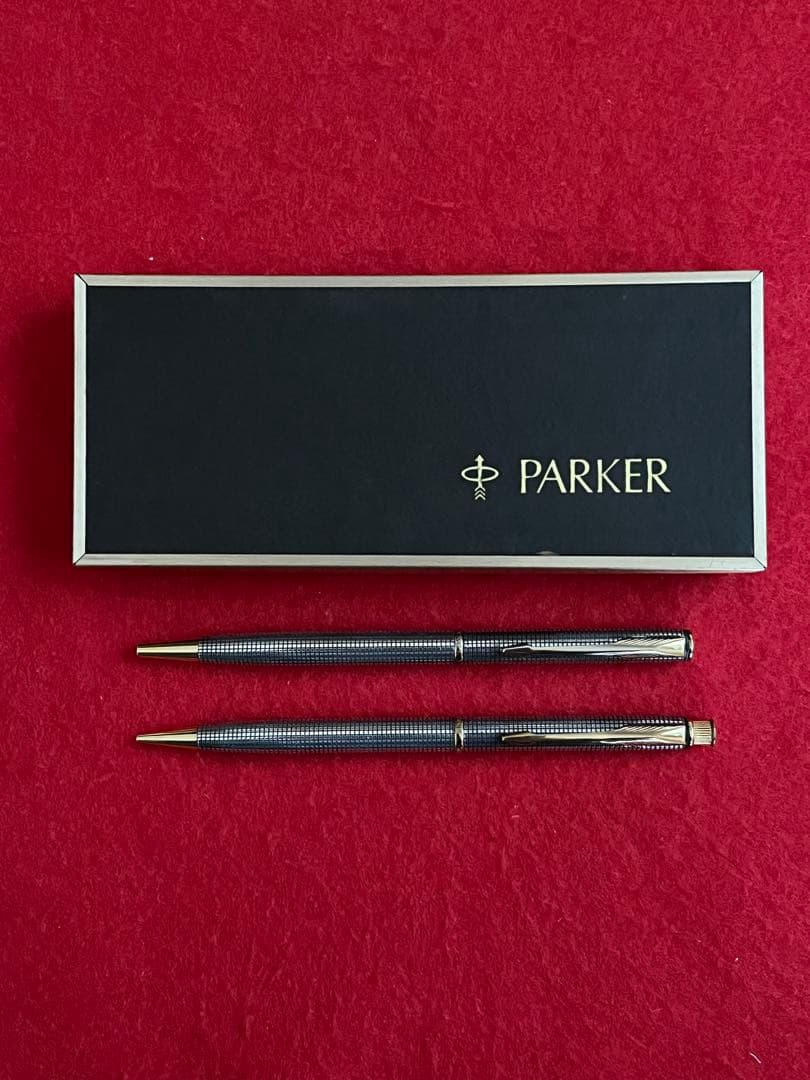 パーカーインシグニアボールペン&シャープペンシル❗️スターリングシルバー‼️ケース入