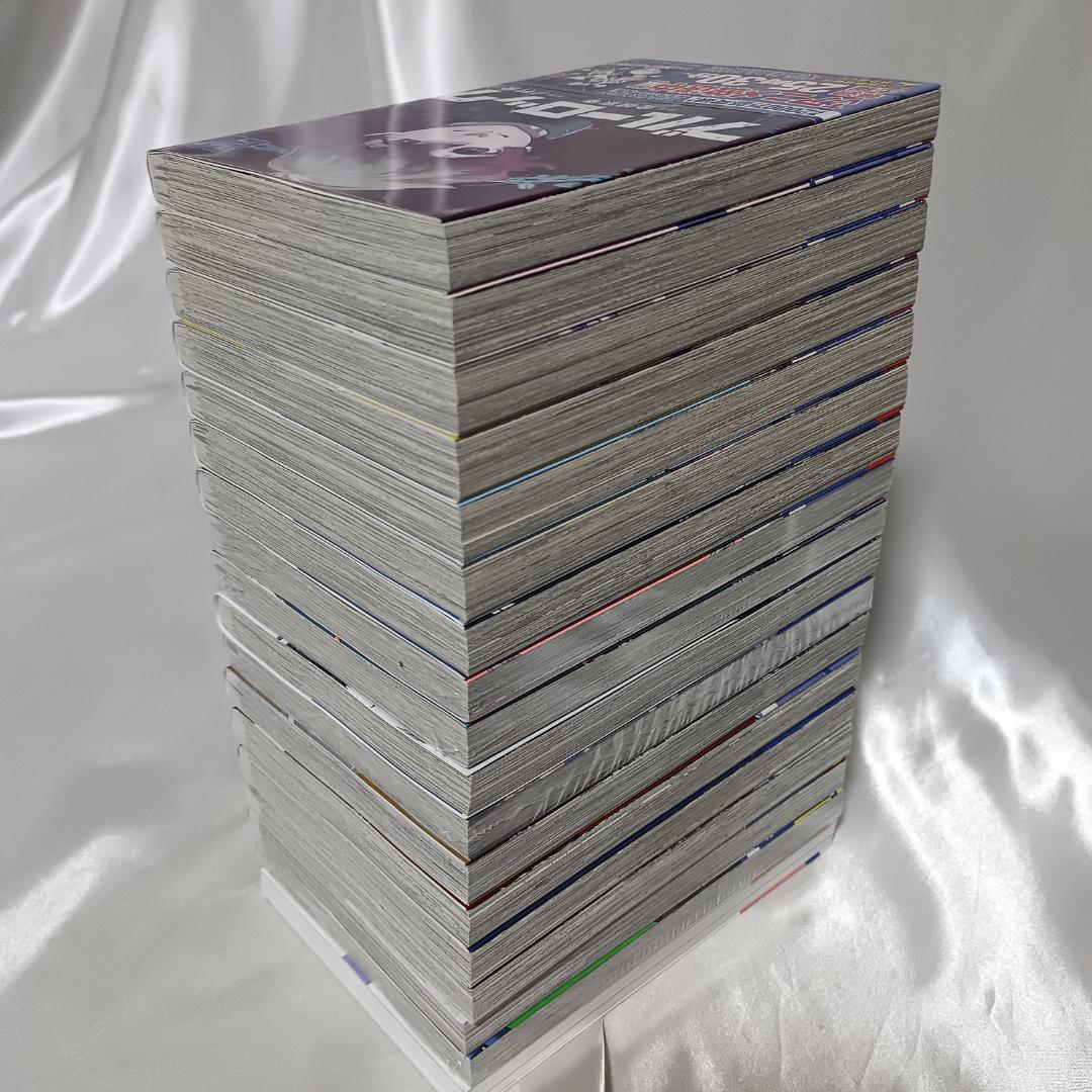 【美品！ほぼ全巻帯付き！新品巻あり！ブルーロック全36巻セット+おまけ】