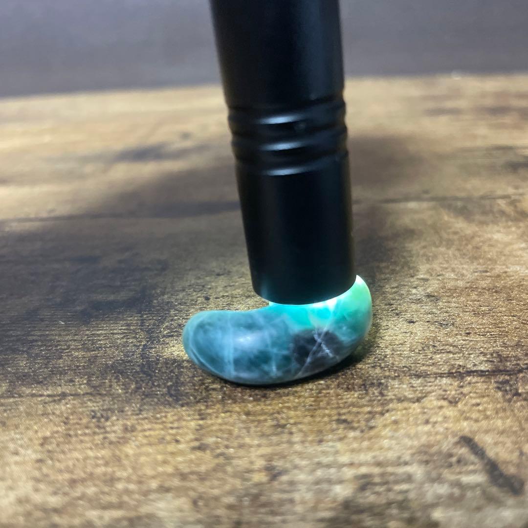 9g 茄子紺　勾玉　糸魚川　翡翠　青