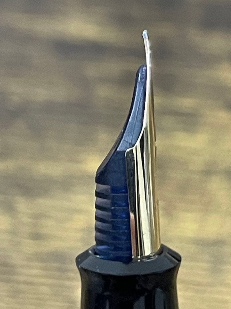 未使用　1988年製　パイロット　創業70周年　シリアルナンバー入　FM 万年筆