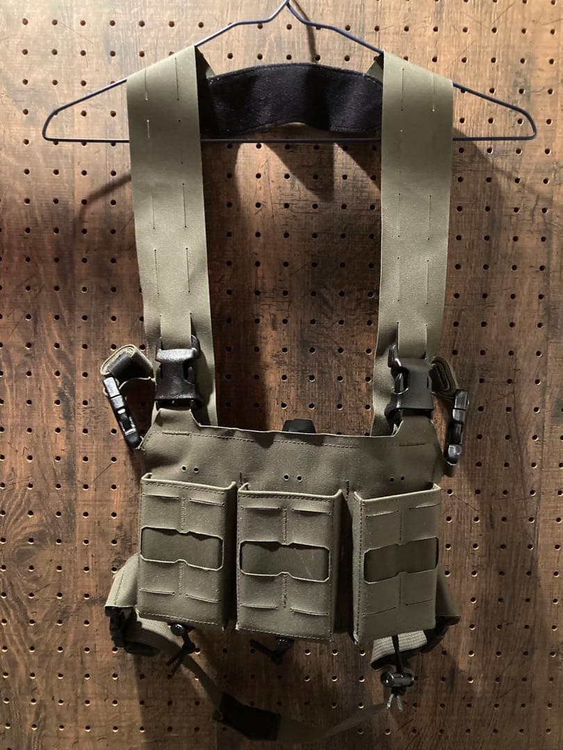 ダイレクトアクション　チェストリグ　美品　ポーランド製