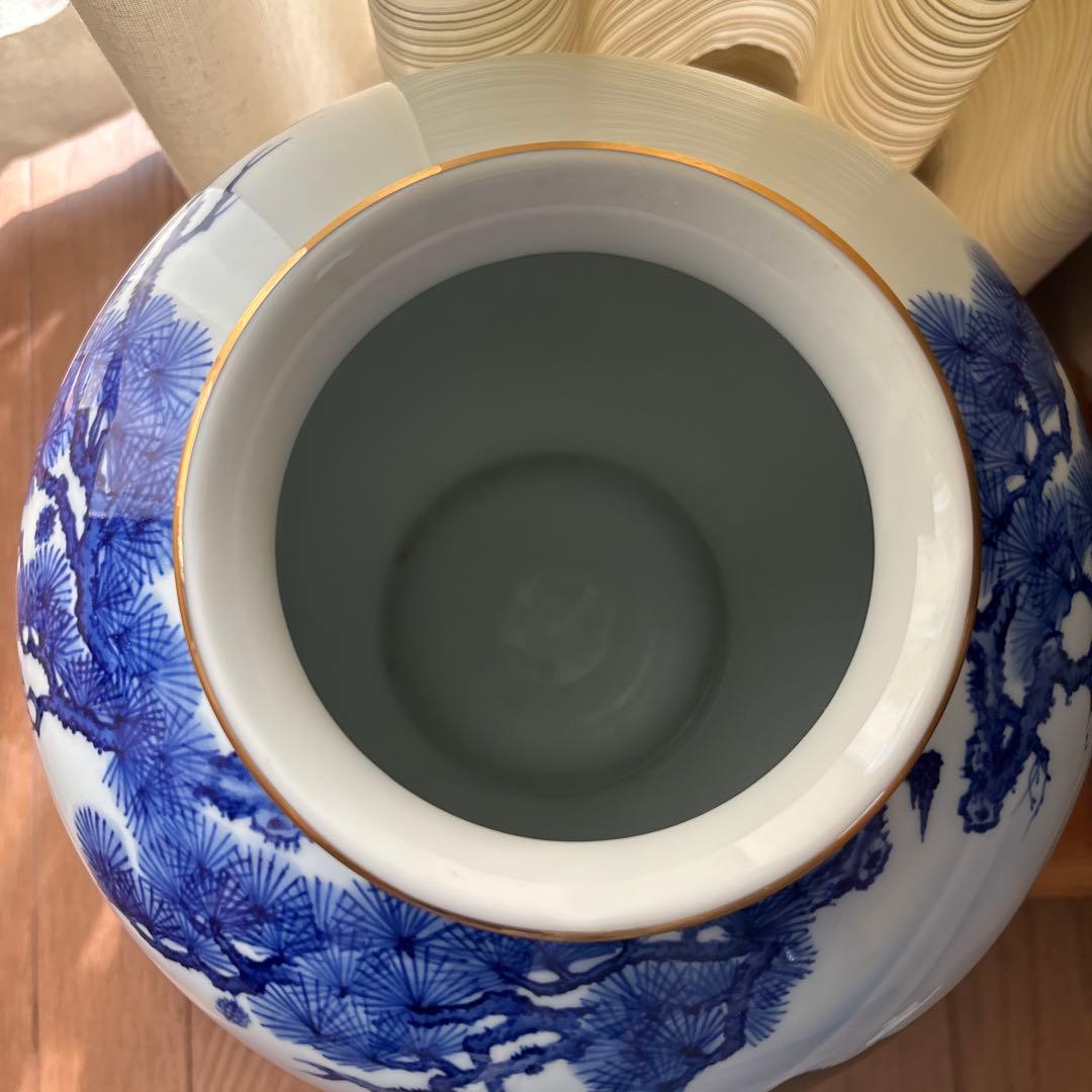 深川製磁 美術有田焼 松鯉 花瓶 宮内庁御用達 松と双鯉 大花瓶