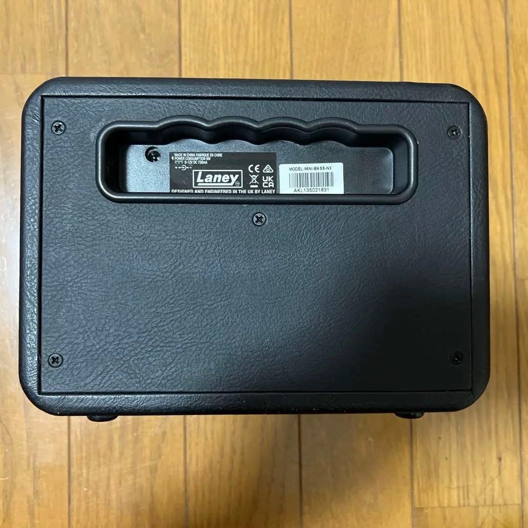 Laney MINI BASS NX 電池駆動ベースアンプ