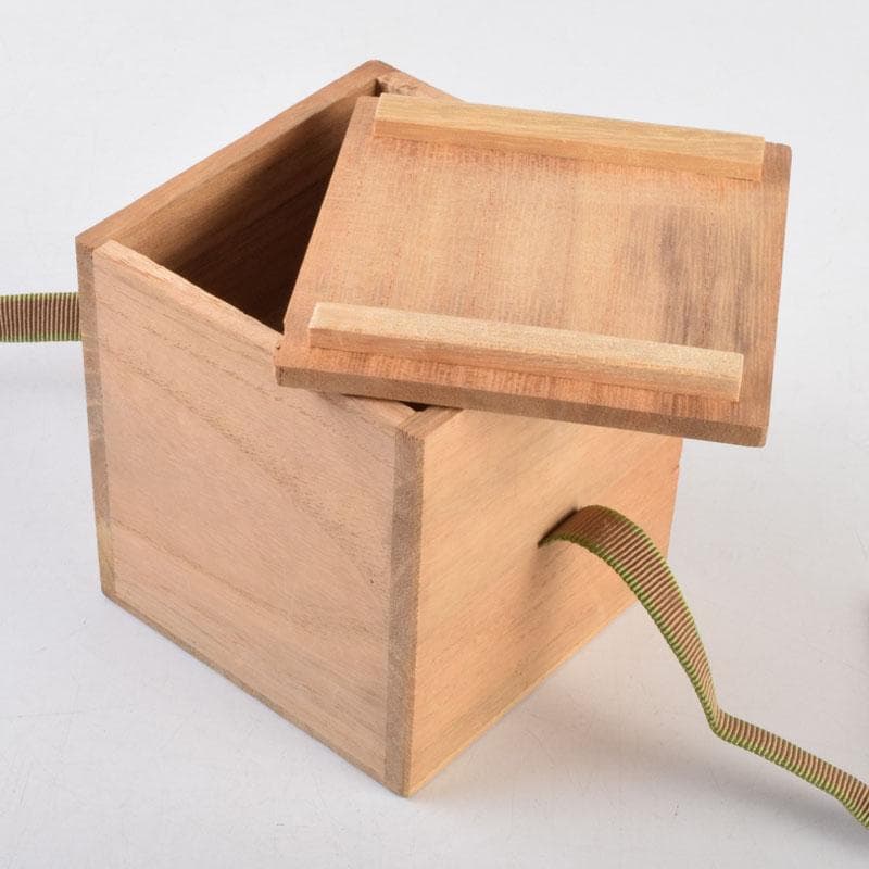 茶道具　漆匠　遠山哲山造　秋草蒔絵　大棗　共箱　C　9188