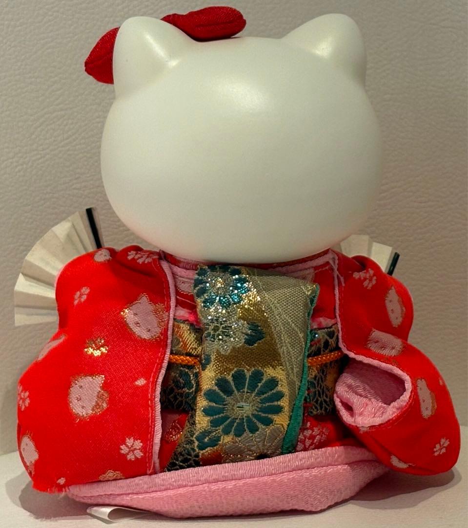 ❣️限定注文販売品 キティ サンリオ x 吉徳 豪華着物 人形 コレクター必見❣️