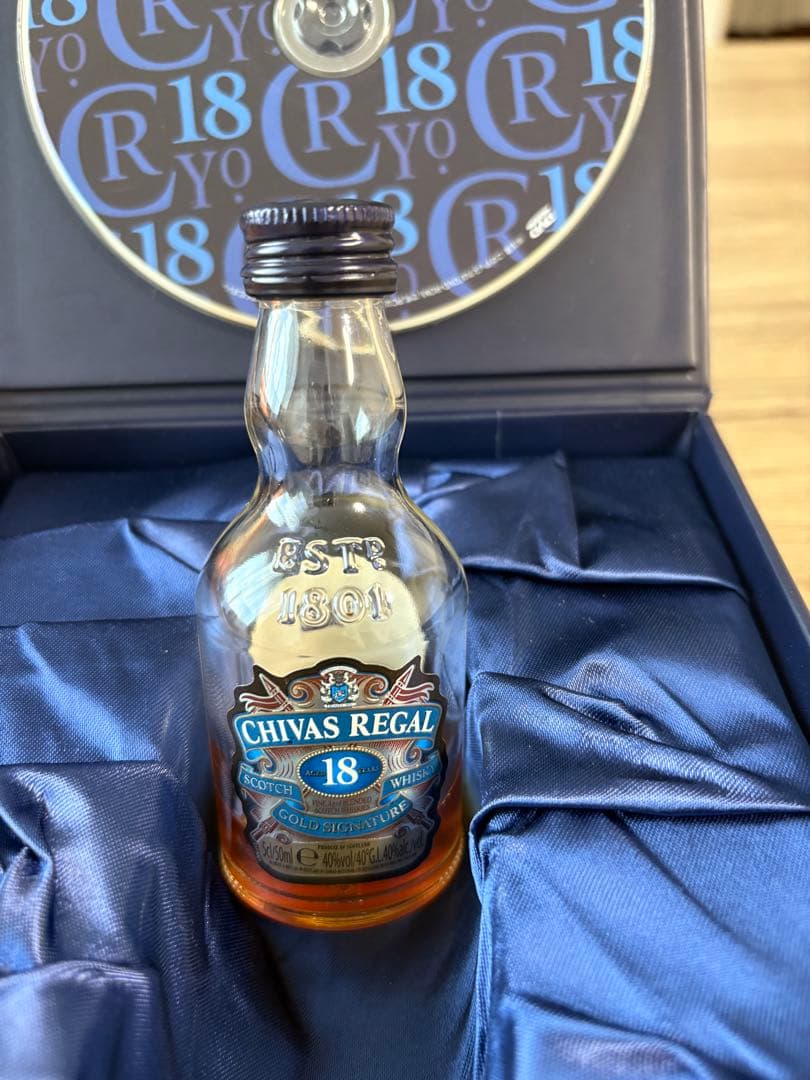 CHIVAS REGAL 18年 ウイスキー 50ml ギフトボックス入り