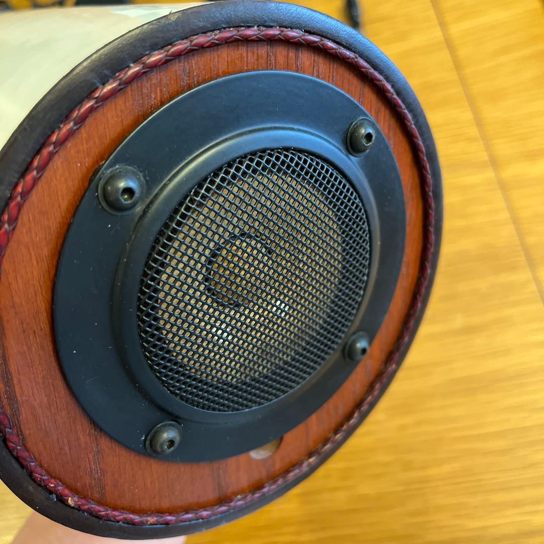 【ジャンク品】エムズシステム　波動スピーカー　白　アンプ内蔵 青色LED