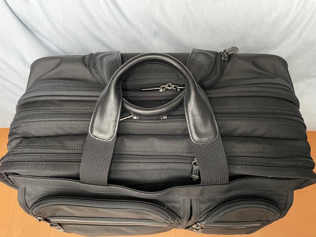 未使用級⭐️ トゥミ　26104D4 キャリーバッグ　3気室　ナイロン　ブラック