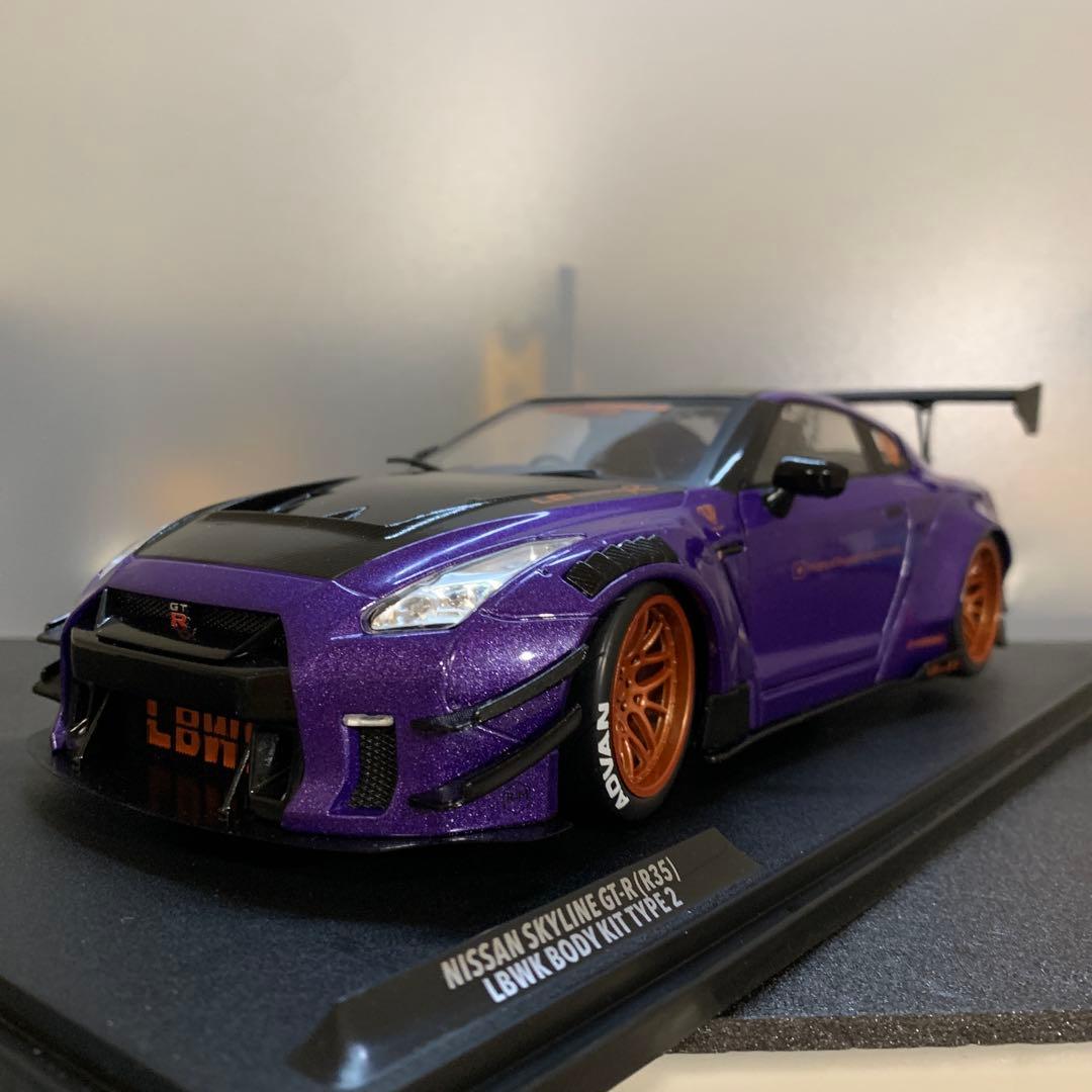 788 リバティウォーク LBWK R35 GT-R 1/18スケールミニカー