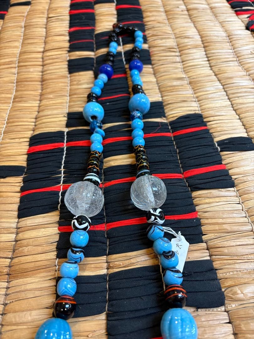 アイヌ　タマサイ　シトキ付き　三ツ巴紋　アイヌ玉　ガラス玉　蜻蛉玉