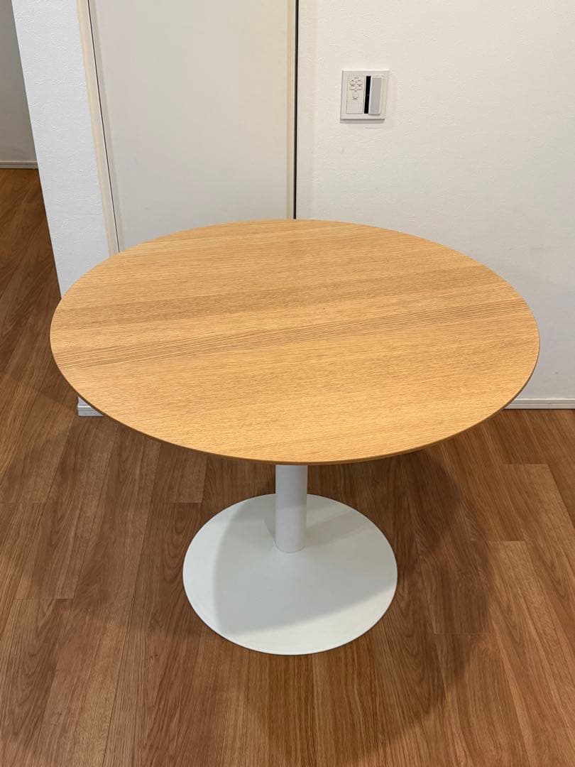 BoConcept ダイニングテーブル ニューヨーク 現行品定価14.9万円