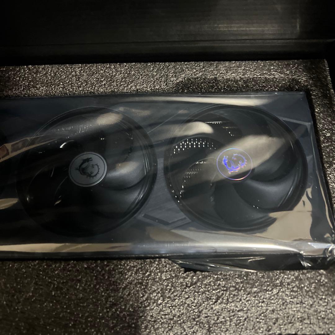 グラフィックボード・グラボ・ビデオカード MSI GeForce RTX 5070 12G GAMING TRIO OC