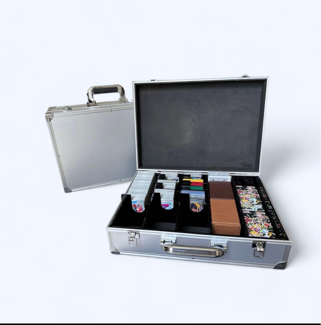 大容量トレカケース　5000枚収納可能　アタッシュケース　アルミ製デッキケース