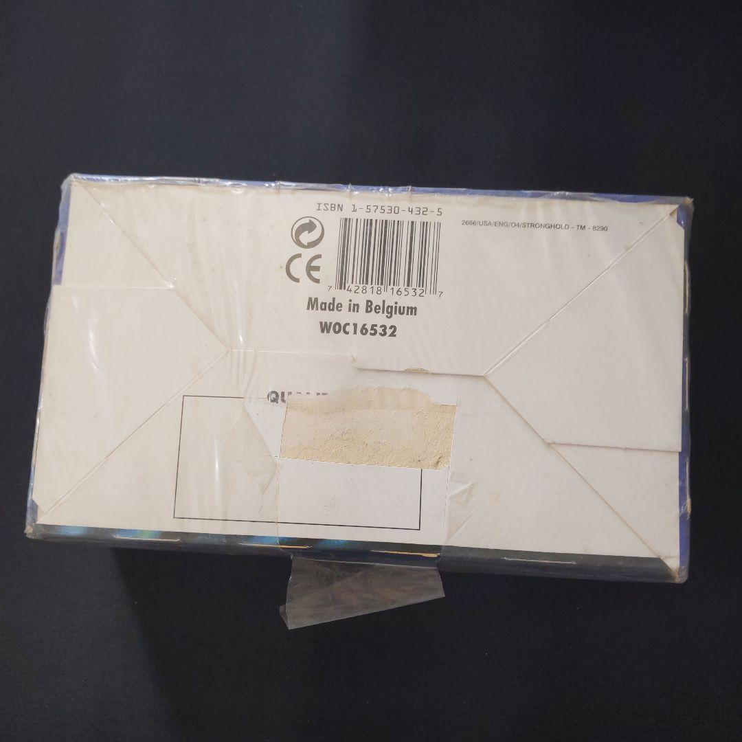 ストロングホールド（STRONGHOLD）ブースター　英語 　１箱（未開封新品）