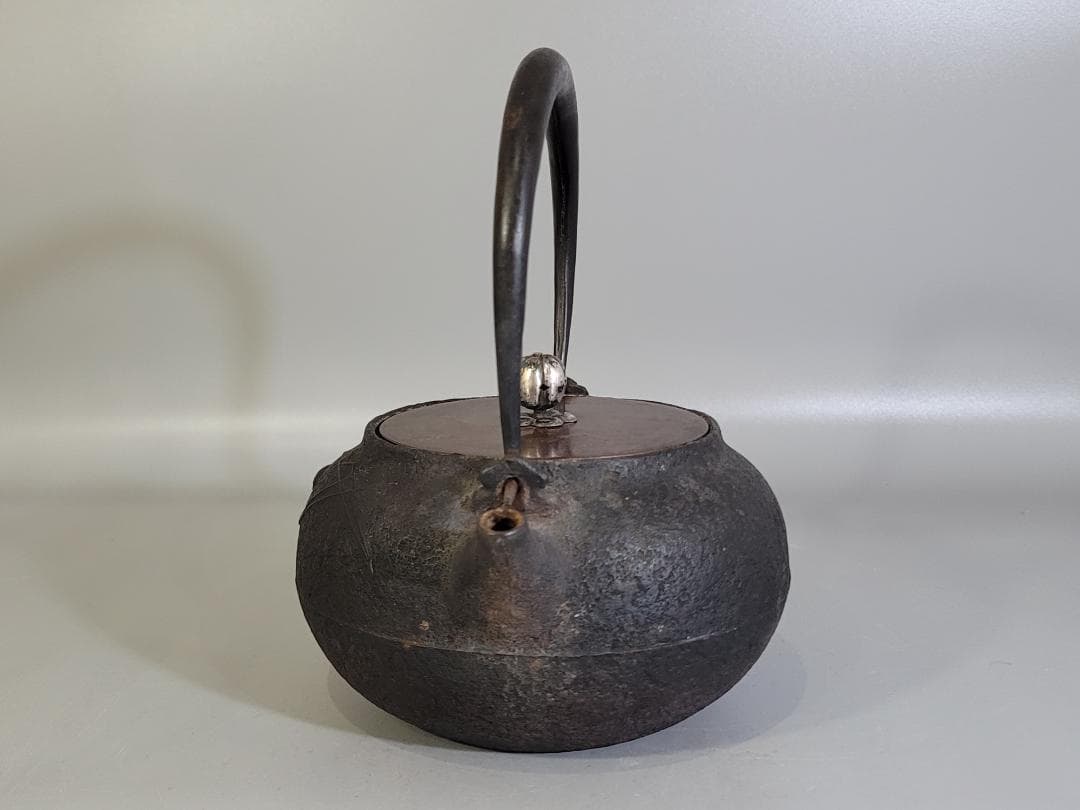 金龍堂 銀摘み 松葉紋 鉄瓶