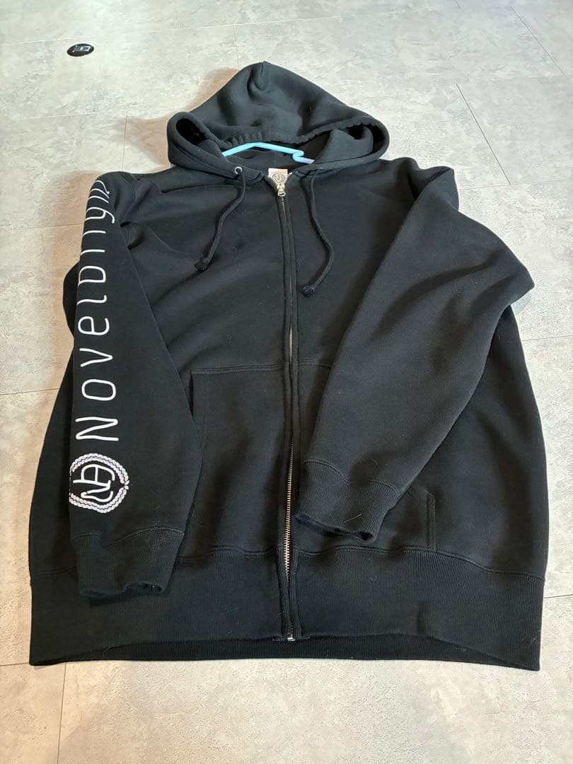 Novelbright 黒ZIPパーカー裏起毛