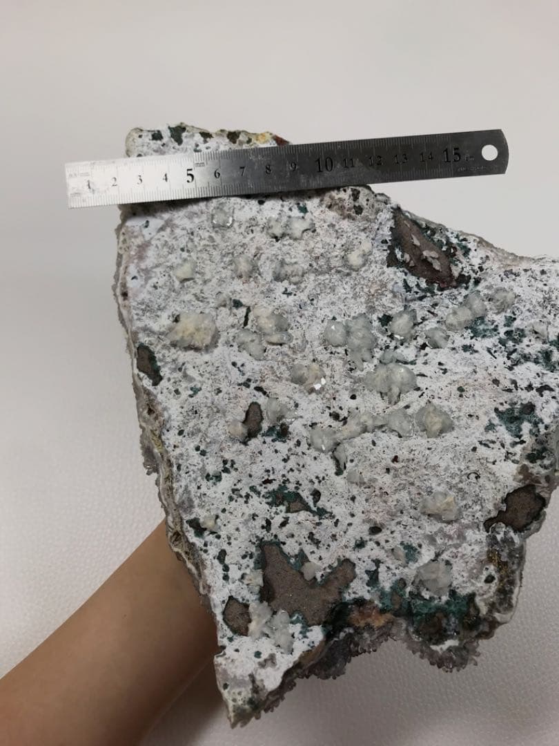 博物館級　ウルグアイ産　ドゥルージーアメジスト