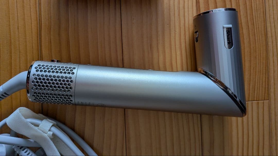 シルバー 2way・3wayヘアアイロン 本体と付属品