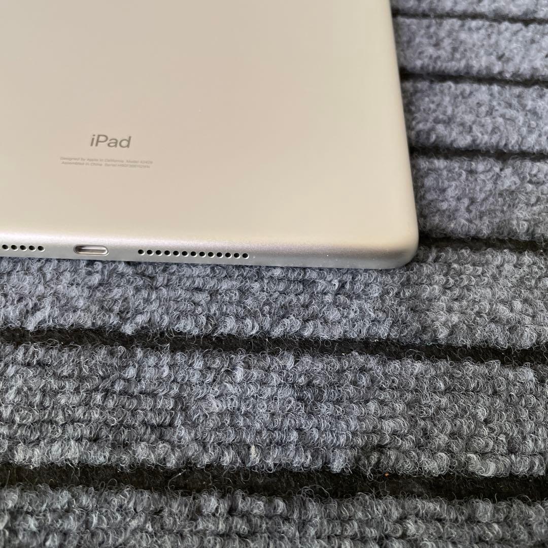 78【早い者勝ち】 iPad 8世代 32GB シルバー