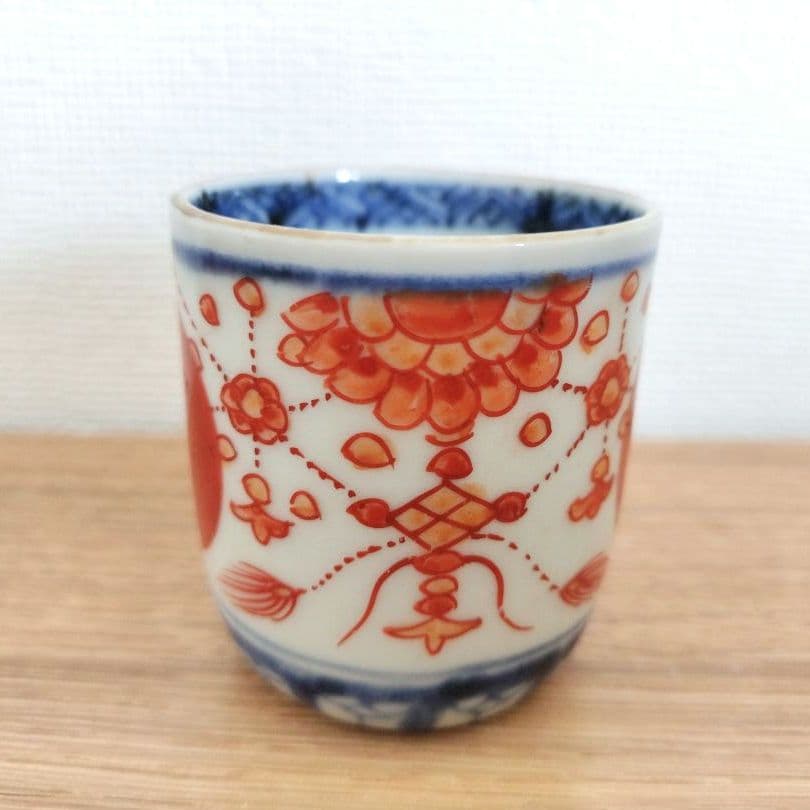 お値下げしました、2個組　古伊万里　赤玉　瓔珞文　覗