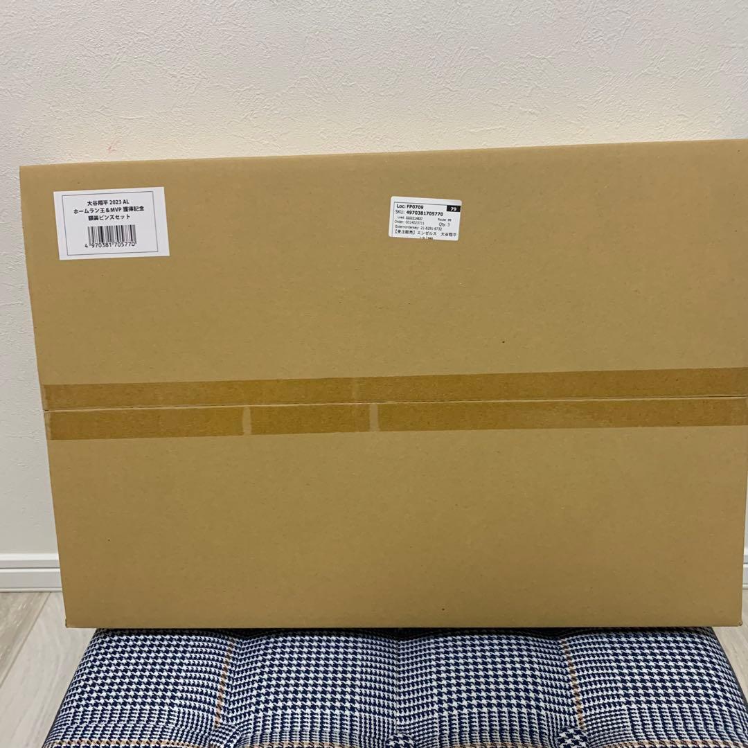 【新品未使用】大谷翔平記念品 2023 ホームラン王&MVP獲得額装ピンズセット