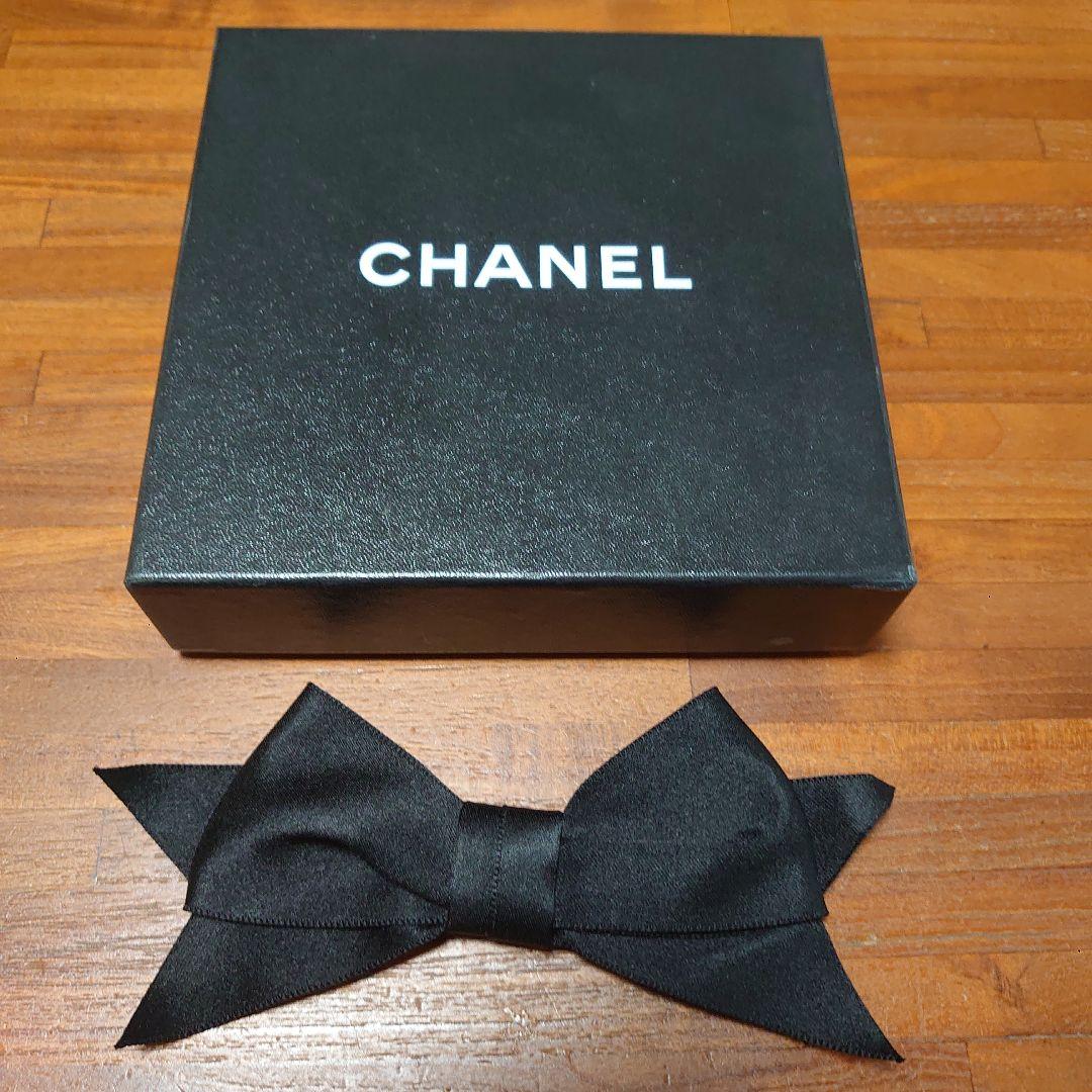 シャネル　ブローチ　シルクサテン　リボン