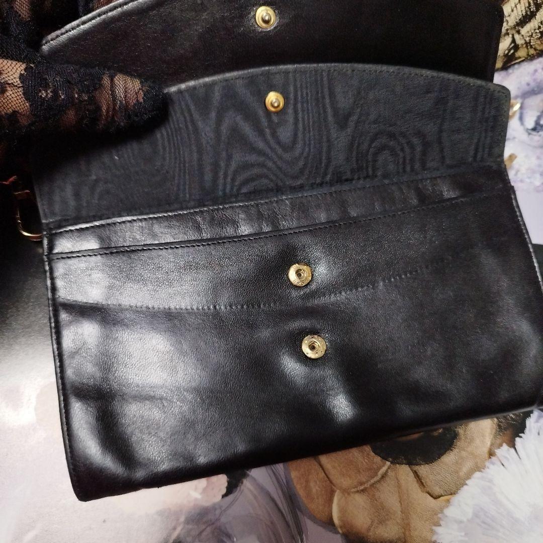 CHANEL ブラックレザー パーティバッグ斜めがけ