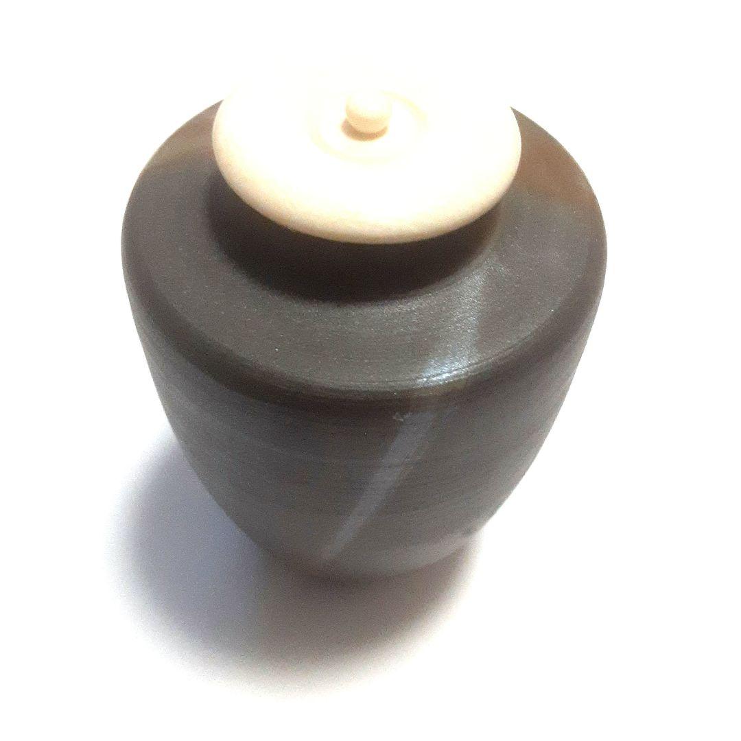 匿名配送、送料込み【新品未使用】備前焼　小西陶古　茶入れ　霧箱有り