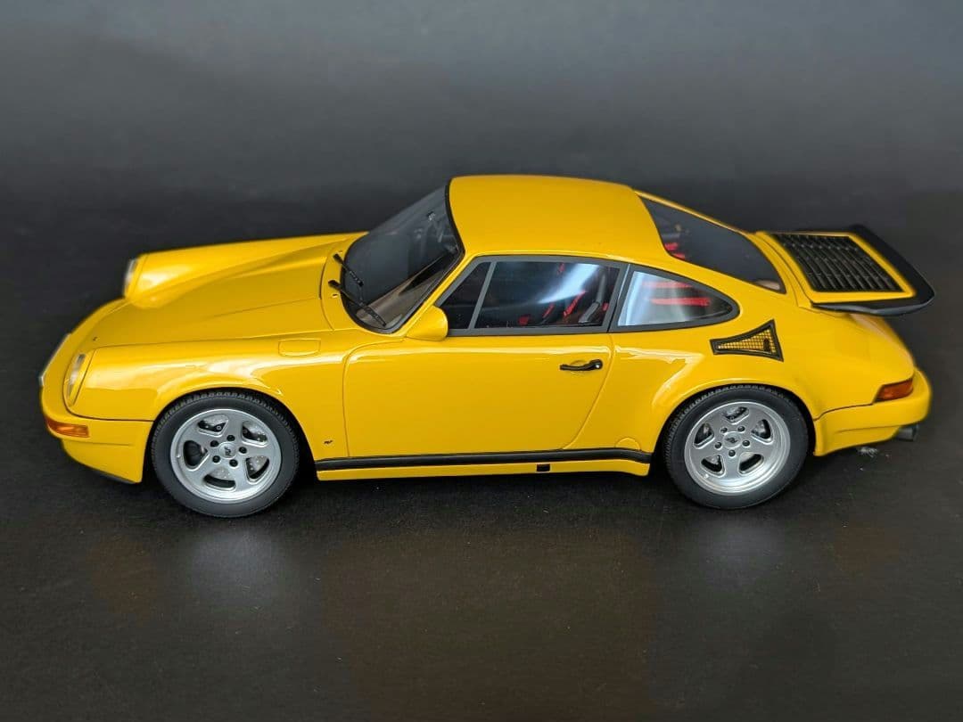 GTスピリット 1/18 ルーフ CTR イエローバード ポルシェ 911