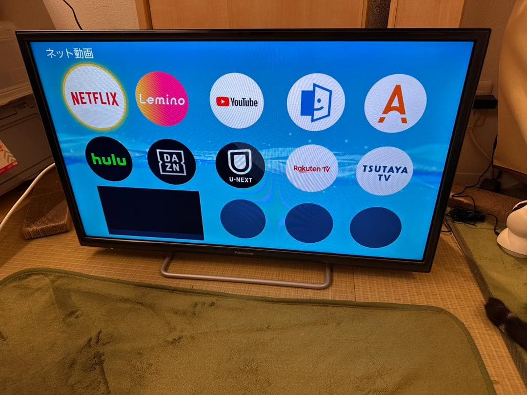 超極美品!スマートテレビ パナソニック　32型　TH-32ES500　17年製
