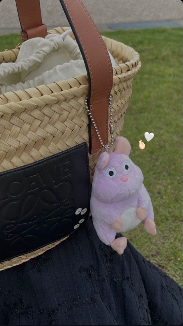 ウサギのぬいぐるみマスコット