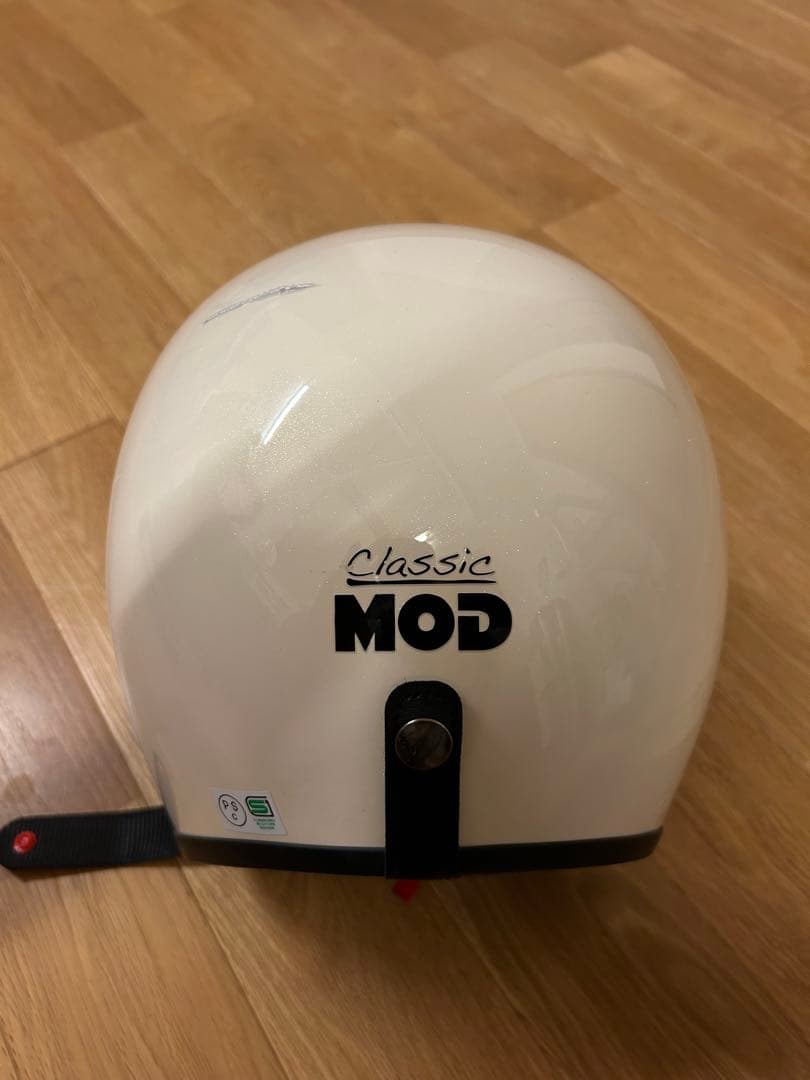 Arai Classic MOD ヘルメット クリーム色